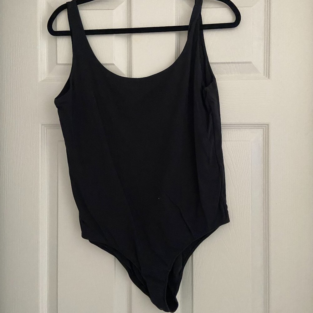 Everlane the Bodysuit in black - XL